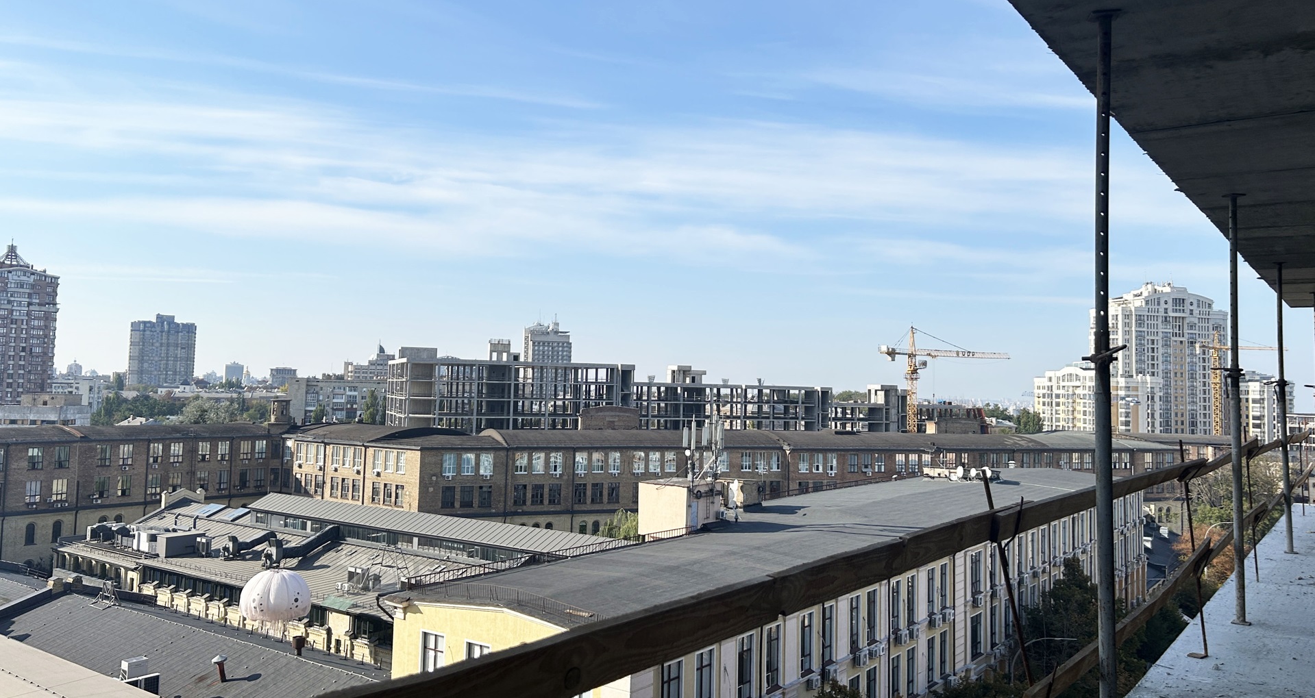 Construction image 2076