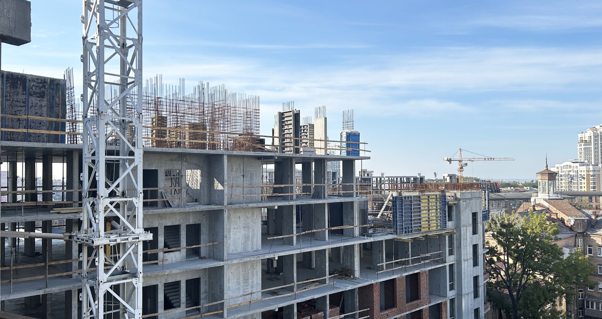 Construction image 2076