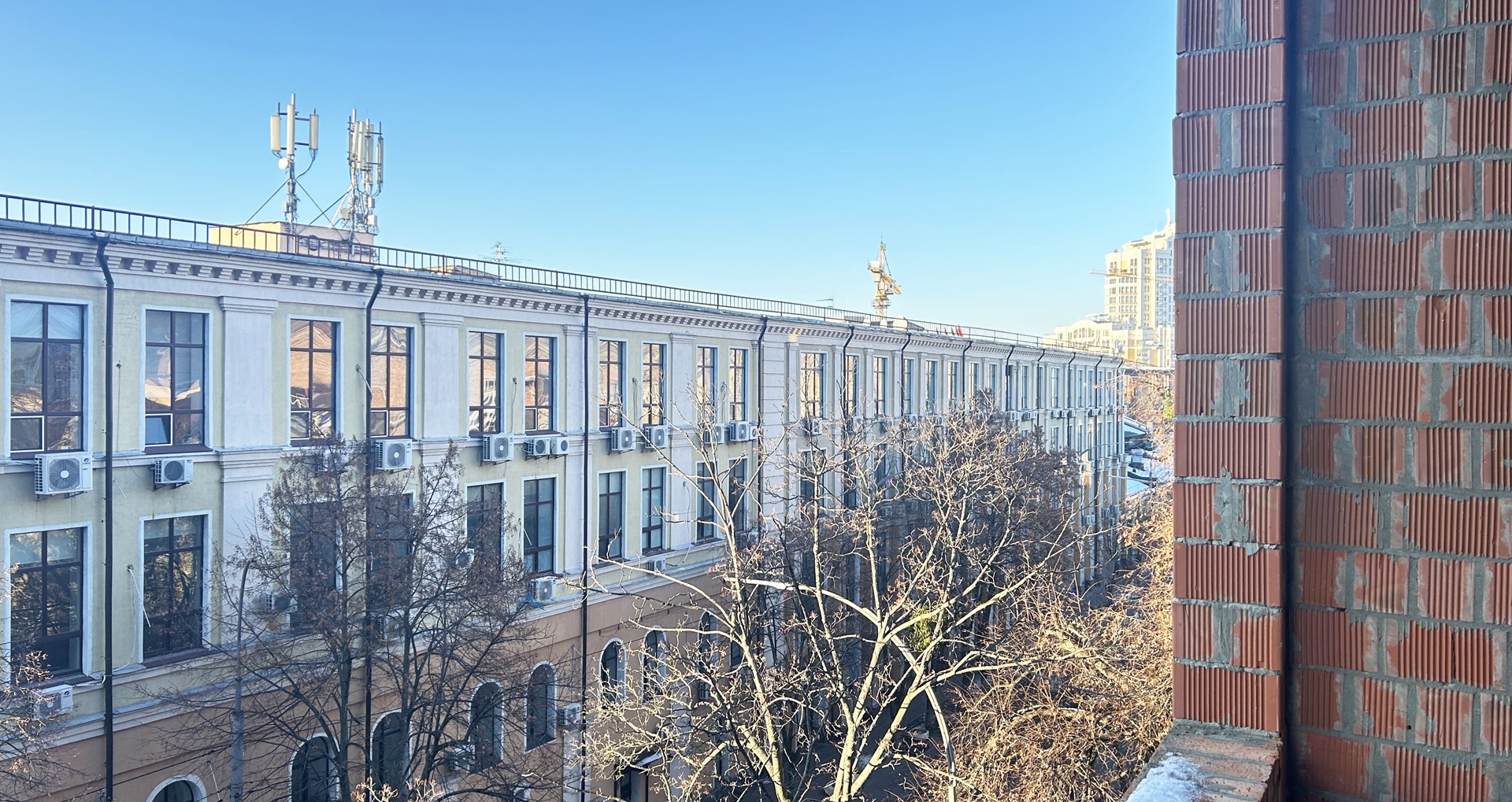 Construction image 2095